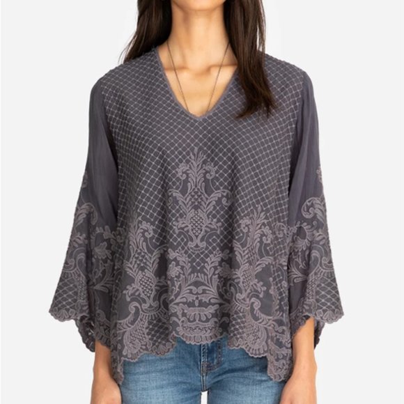 Johnny Was Jayne Top in Dark Grey Graphite Embroidery - Picture 2 of 11